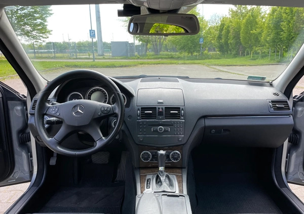 Mercedes-Benz Klasa C cena 29000 przebieg: 257000, rok produkcji 2007 z Poznań małe 106